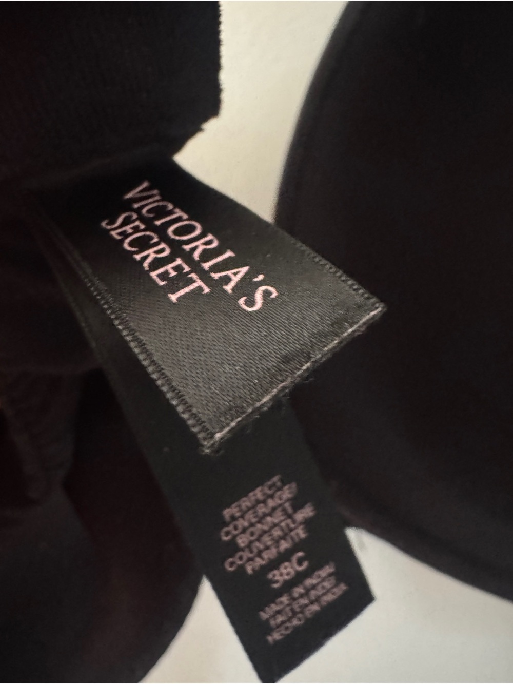 Victoria's Secret | Black T-Shirt Bra | 38C - Picture 3 of 3